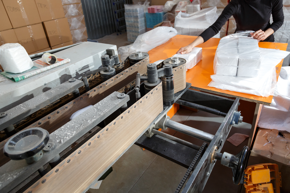 How to Choose a Manufacturer for Your Napkin Needs