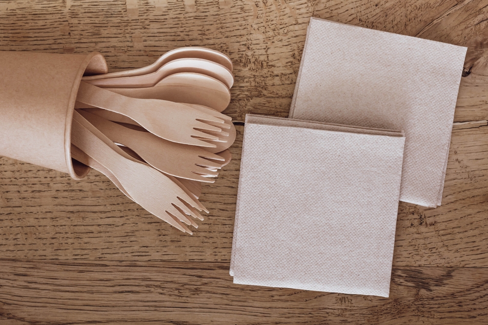 How Recyclable 3-Ply Napkins Compare to Cloth Napkins 