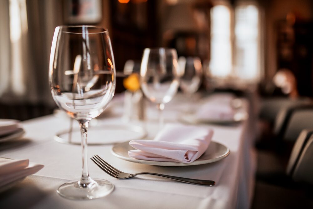 What Types of Napkins Are Best for Corporate Events