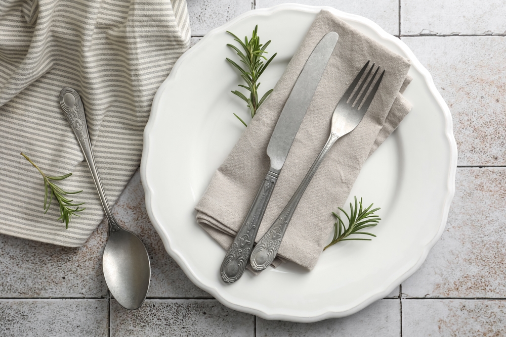 Why Cloth Napkins Are Often Impractical for Mobile Catering